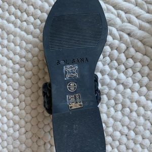 Size 10 sol sana black sandals